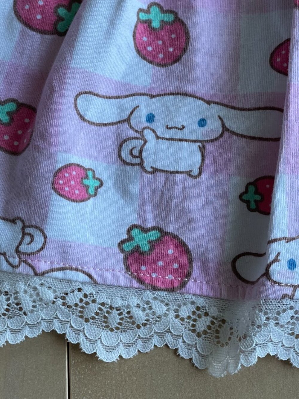 Entire Closet $5! Cinnamoroll Strawberry Gingham Peplum Junior Girls Pink Cami - Picture 4 of 10